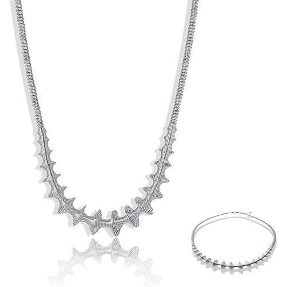 Silver Stainless Steel Baroque Herringbone Necklace for Women, Spring Wave Colla